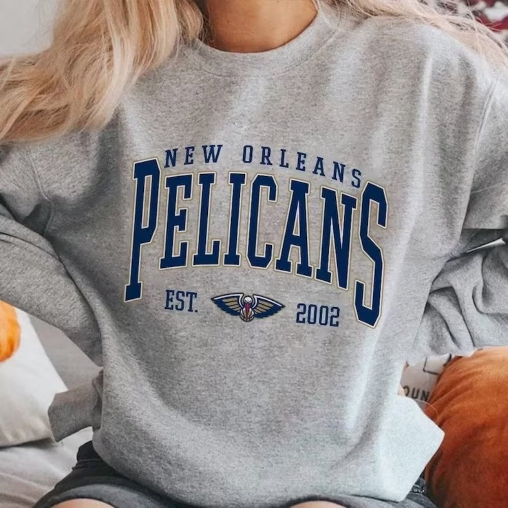 New Orleans Pelican, Vintage New Orleans Pelican Sweatshirt, New Orleans 2002